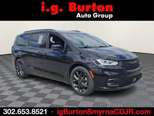 2026 Chrysler Pacifica Limited for sale in Smyrna, DE