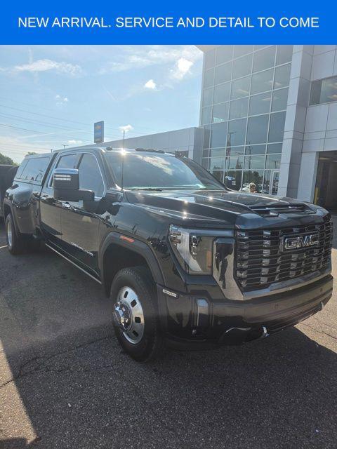 2024 GMC Sierra 3500HD 4WD Crew Cab Long Bed Denali Ultimate for sale in Sterling Heights, MI