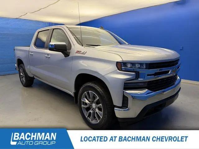 2022 Chevrolet Silverado 1500 4WD Crew Cab Short Bed LT for sale in Louisville, KY