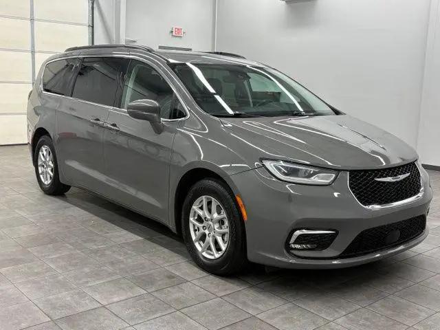 2022 Chrysler Pacifica Touring L for sale in Murray, KY