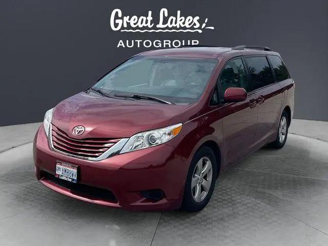 2017 Toyota Sienna LE 8 Passenger for sale in Findlay, OH