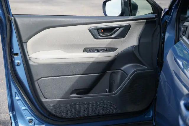 2025 Subaru Forester Base
