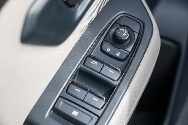 2025 Subaru Forester Base