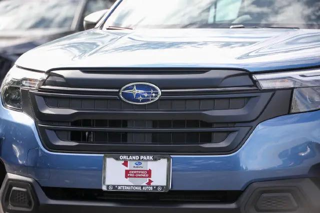 2025 Subaru Forester Base
