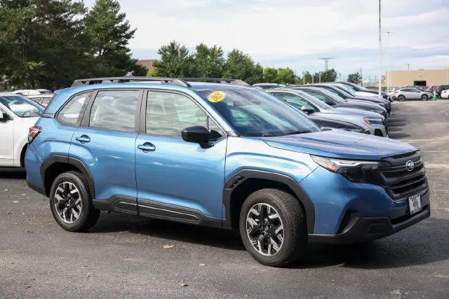 2025 Subaru Forester Base