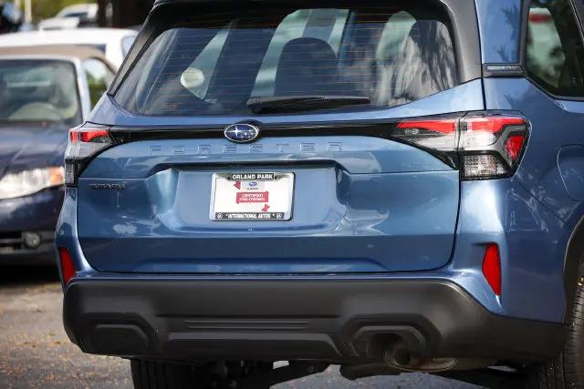 2025 Subaru Forester Base