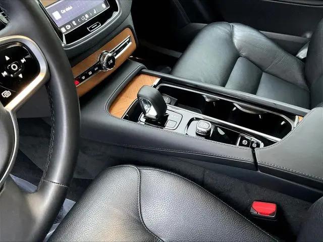 2023 Volvo XC90 B6 Plus 7-Seater