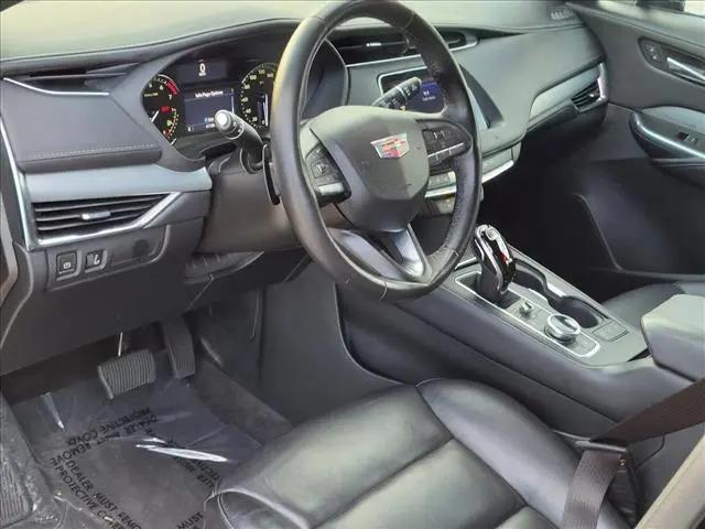 2021 Cadillac XT4 FWD Premium Luxury