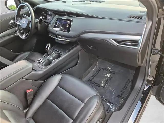 2021 Cadillac XT4 FWD Premium Luxury