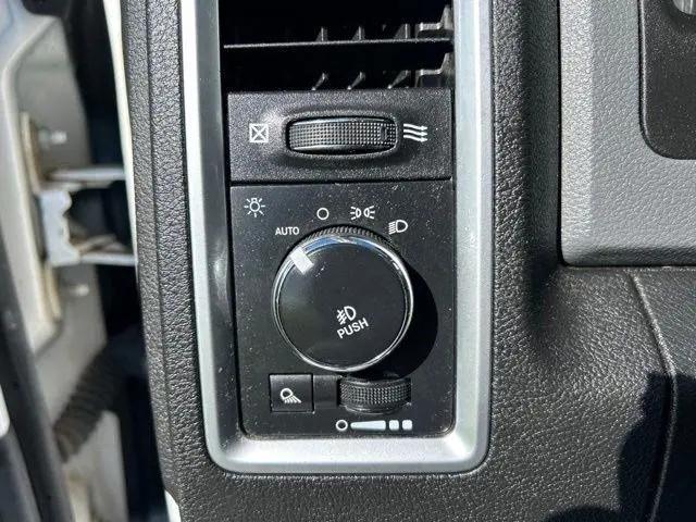 2019 Ram 1500 Classic SLT