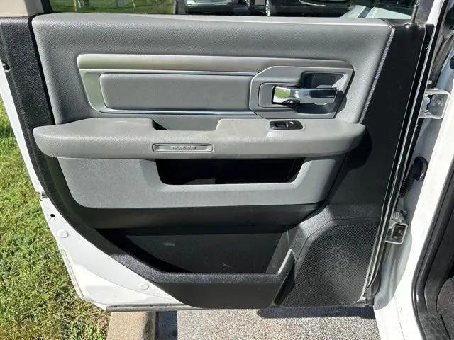 2019 Ram 1500 Classic SLT