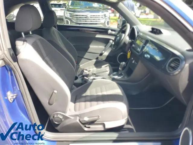 2012 Volkswagen Beetle 2.0T Turbo