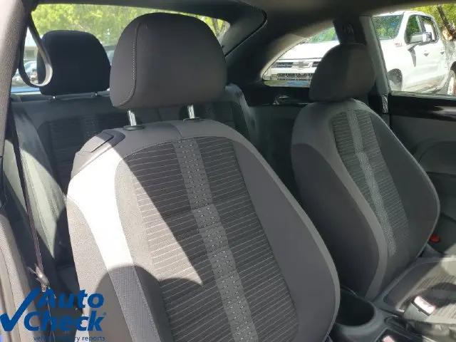 2012 Volkswagen Beetle 2.0T Turbo