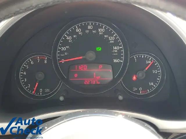 2012 Volkswagen Beetle 2.0T Turbo