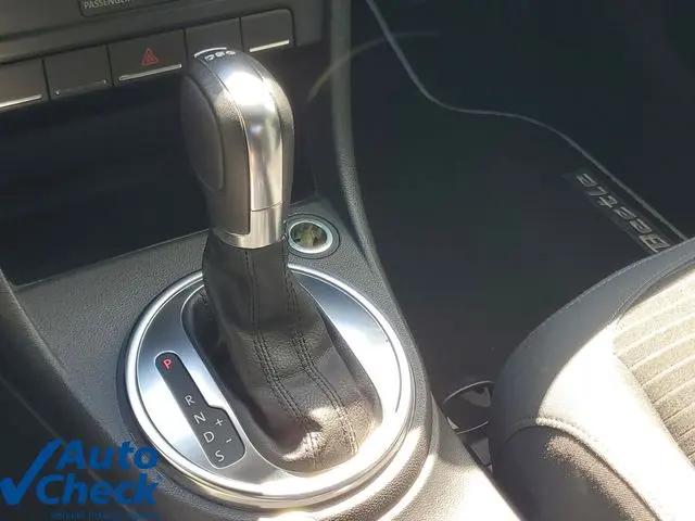 2012 Volkswagen Beetle 2.0T Turbo