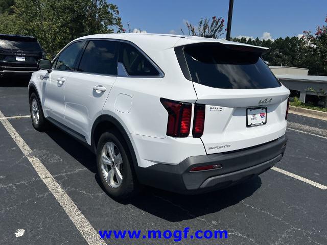 2023 Kia Sorento LX