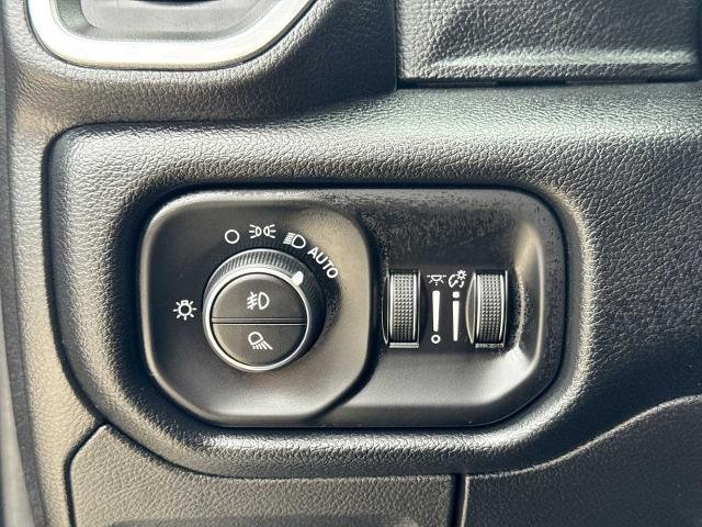 2019 Ram 1500 Laramie Crew Cab 4x4 57 Box