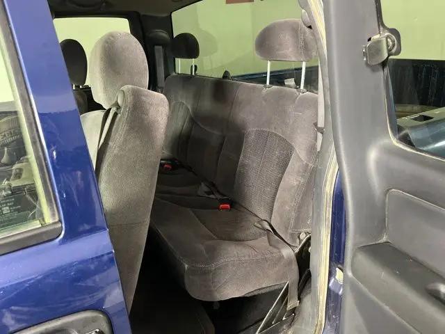 2002 Chevrolet Silverado 1500 LS