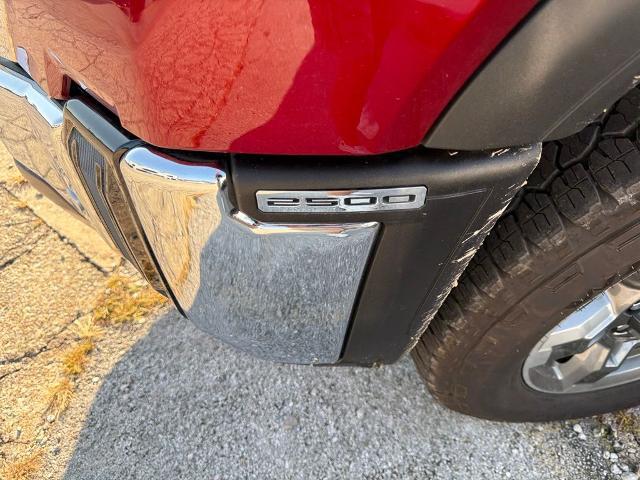 2026 GMC Sierra 2500HD Crew Cab, Standard Bed, SLT, 4WD