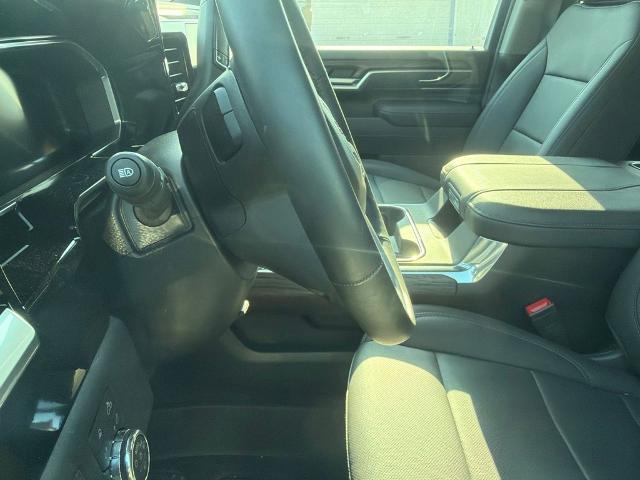 2026 GMC Sierra 2500HD Crew Cab, Standard Bed, SLT, 4WD