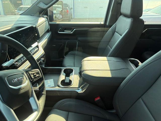 2026 GMC Sierra 2500HD Crew Cab, Standard Bed, SLT, 4WD