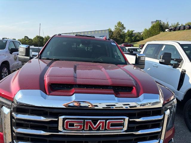 2026 GMC Sierra 2500HD Crew Cab, Standard Bed, SLT, 4WD