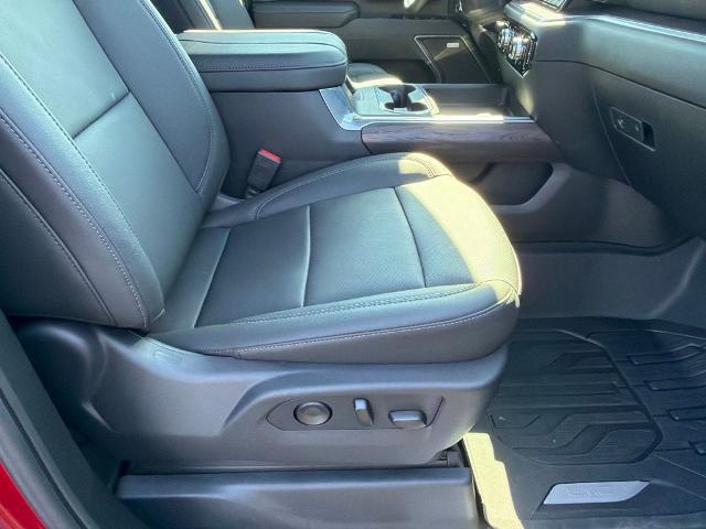 2026 GMC Sierra 2500HD Crew Cab, Standard Bed, SLT, 4WD