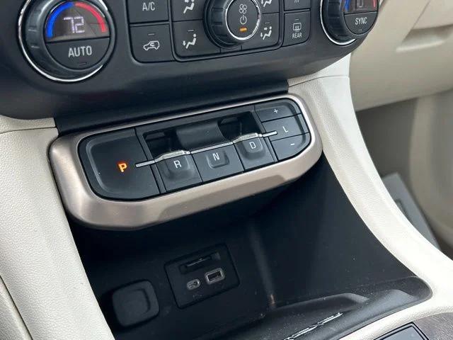 2021 GMC Acadia AWD Denali