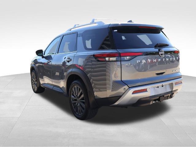 2025 Nissan Pathfinder SL 4WD