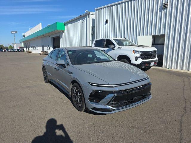 2025 Hyundai Sonata SEL for sale in Selma, CA