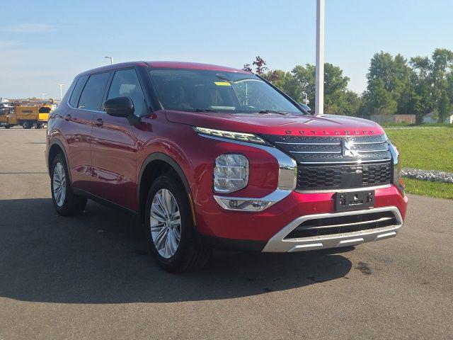 2022 Mitsubishi Outlander SE for sale in Plainfield, IN