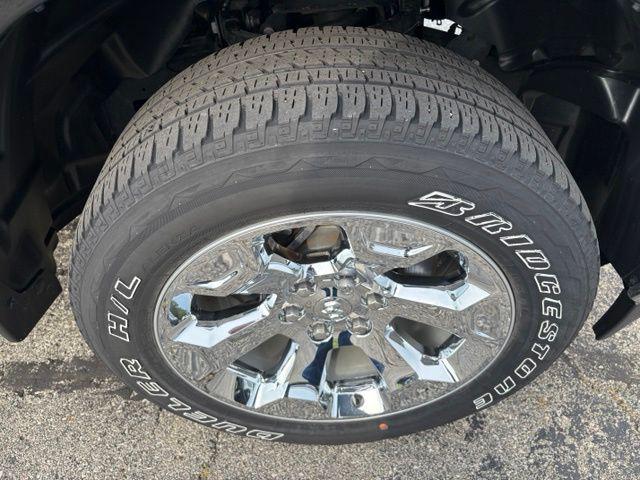 2023 Ram 1500 Big Horn Crew Cab 4x4 57 Box