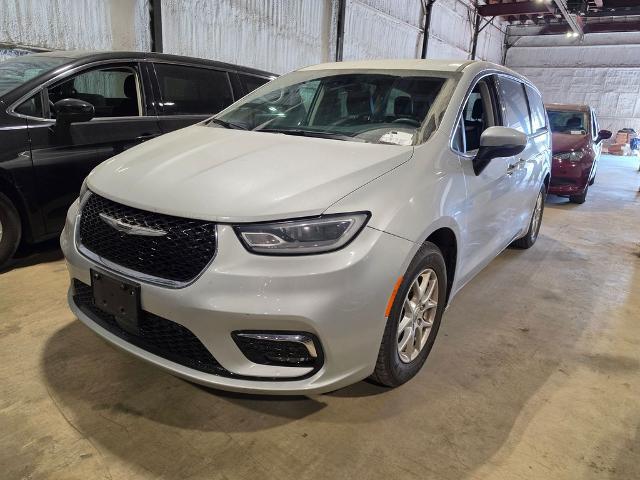 2023 Chrysler Pacifica Touring L for sale near Chillicothe, OH