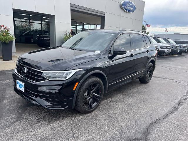 2024 Volkswagen Tiguan 2.0T SE R-Line Black for sale in WILLOWBROOK, IL