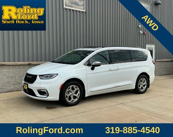 2023 Chrysler Pacifica Limited AWD for sale in Shell Rock, IA