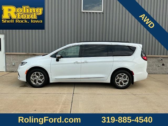 2023 Chrysler Pacifica Limited AWD
