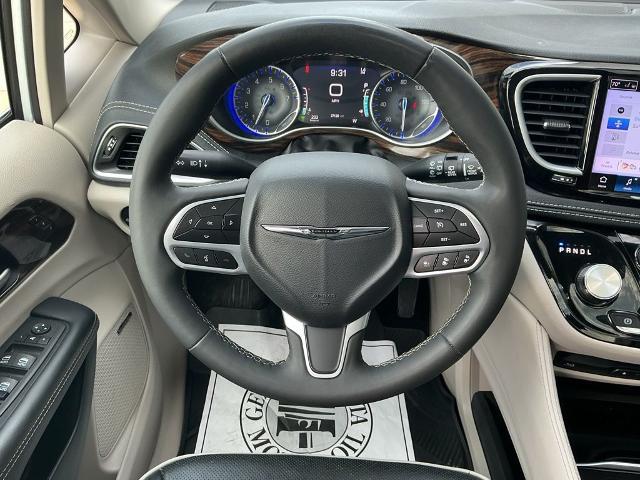 2023 Chrysler Pacifica Limited AWD