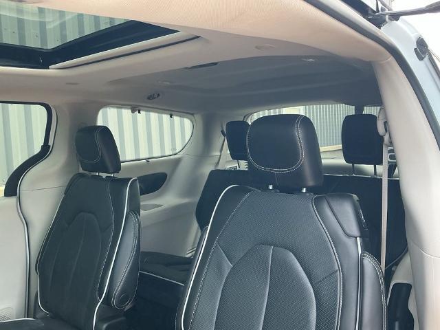 2023 Chrysler Pacifica Limited AWD
