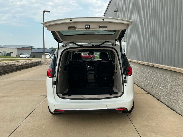 2023 Chrysler Pacifica Limited AWD