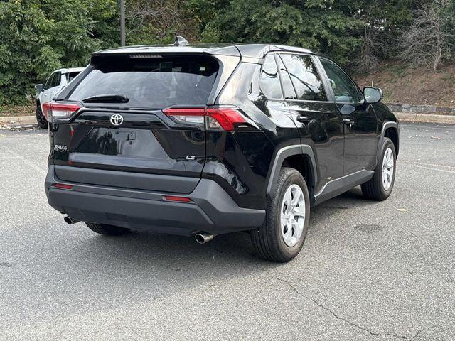 2025 Toyota RAV4 LE 2025 Toyota RAV4 LE