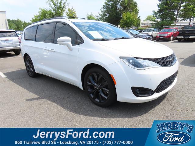 2019 Chrysler Pacifica Limited for sale in Leesburg, VA