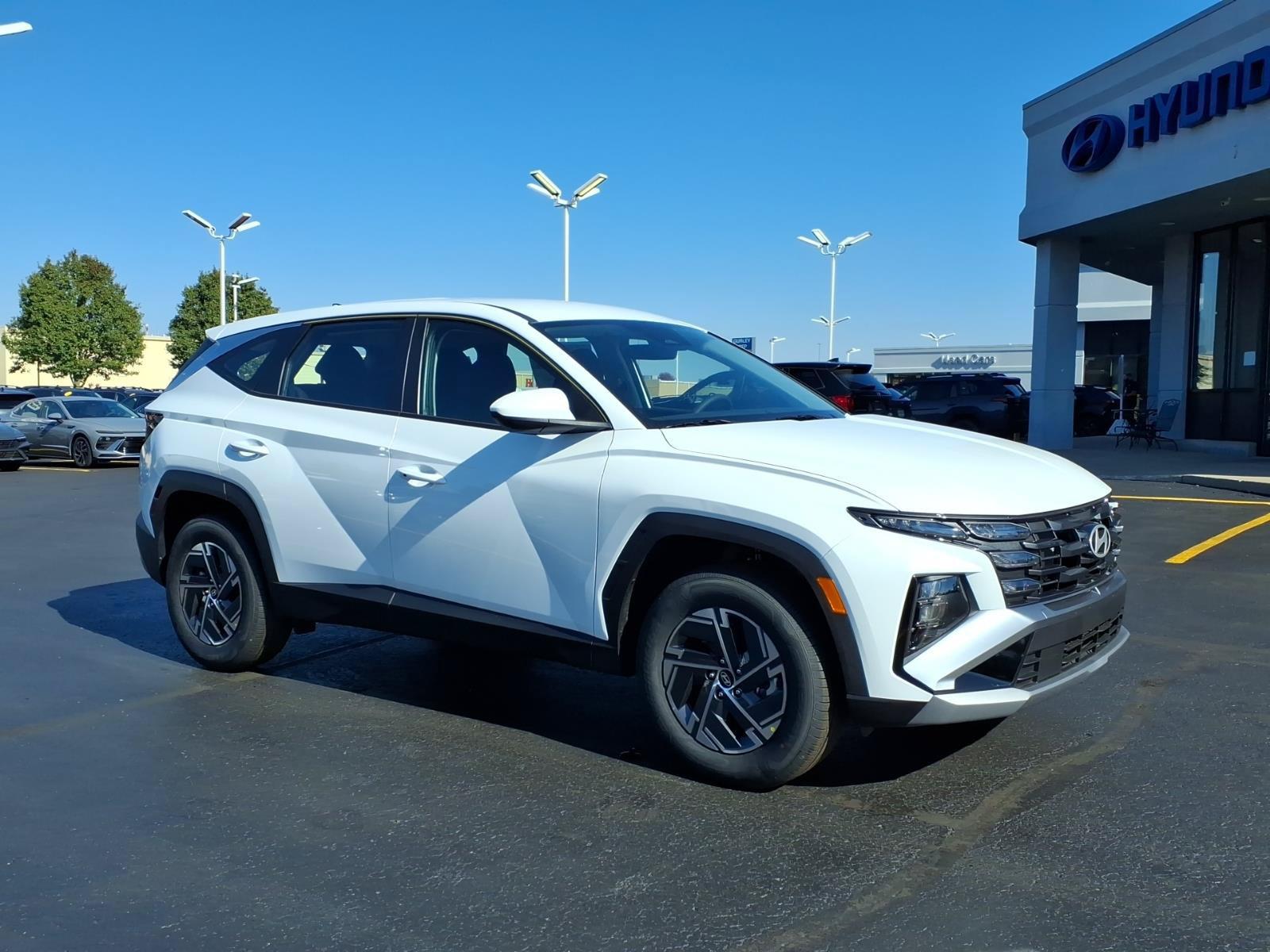2026 Hyundai Tucson Hybrid Blue SE