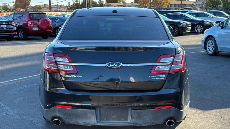 2015 Ford Taurus Limited