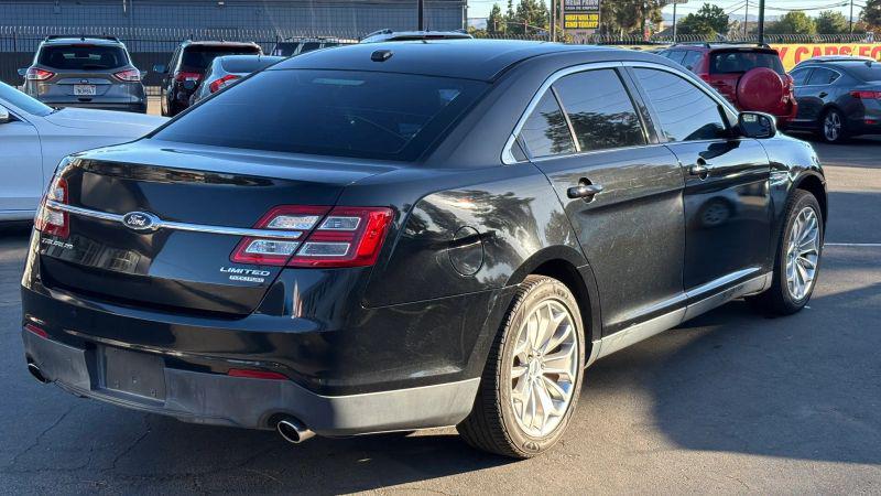 2015 Ford Taurus Limited