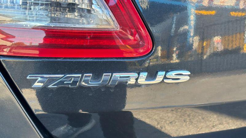 2015 Ford Taurus Limited