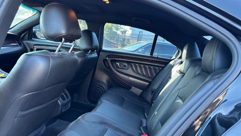 2015 Ford Taurus Limited