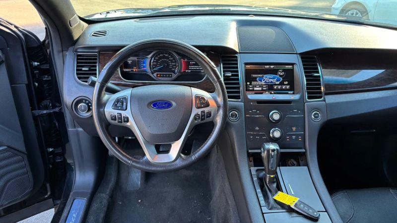 2015 Ford Taurus Limited