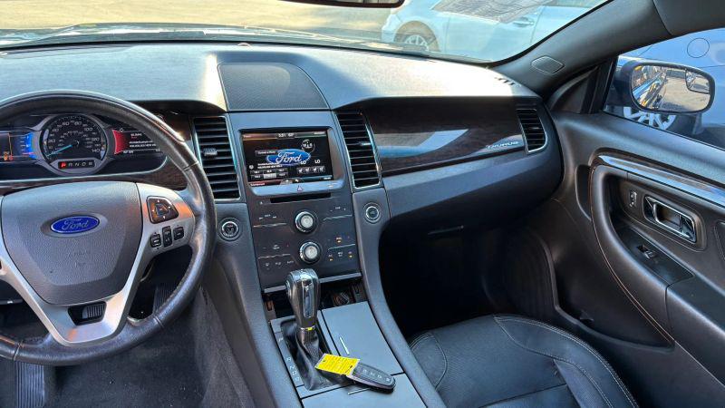2015 Ford Taurus Limited