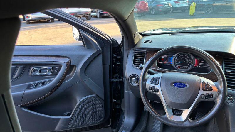 2015 Ford Taurus Limited