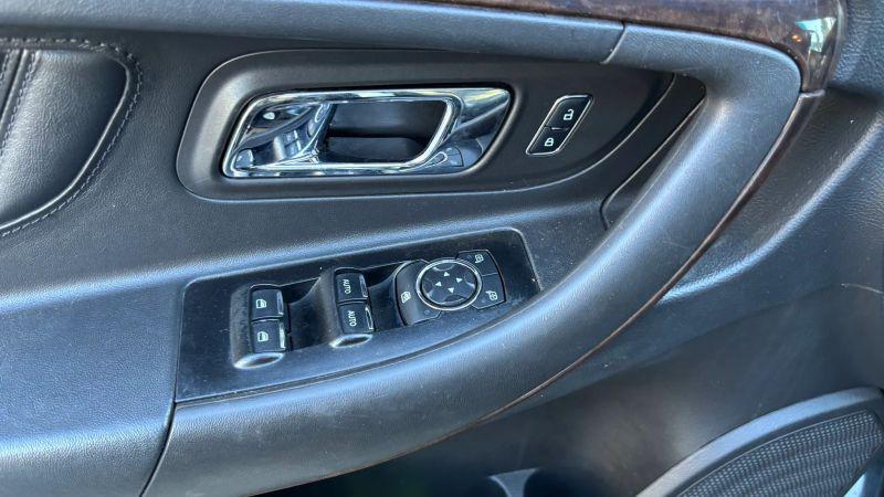2015 Ford Taurus Limited